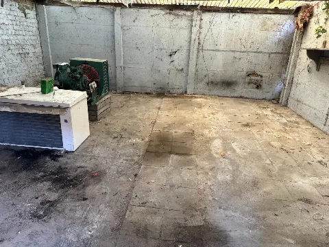 Débarras extérieur — chantier dans la région de Chièvres