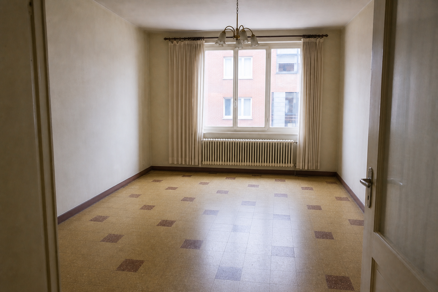 Vide maison mitoyenne à Bertrix : avant, en cours et après — après débarras