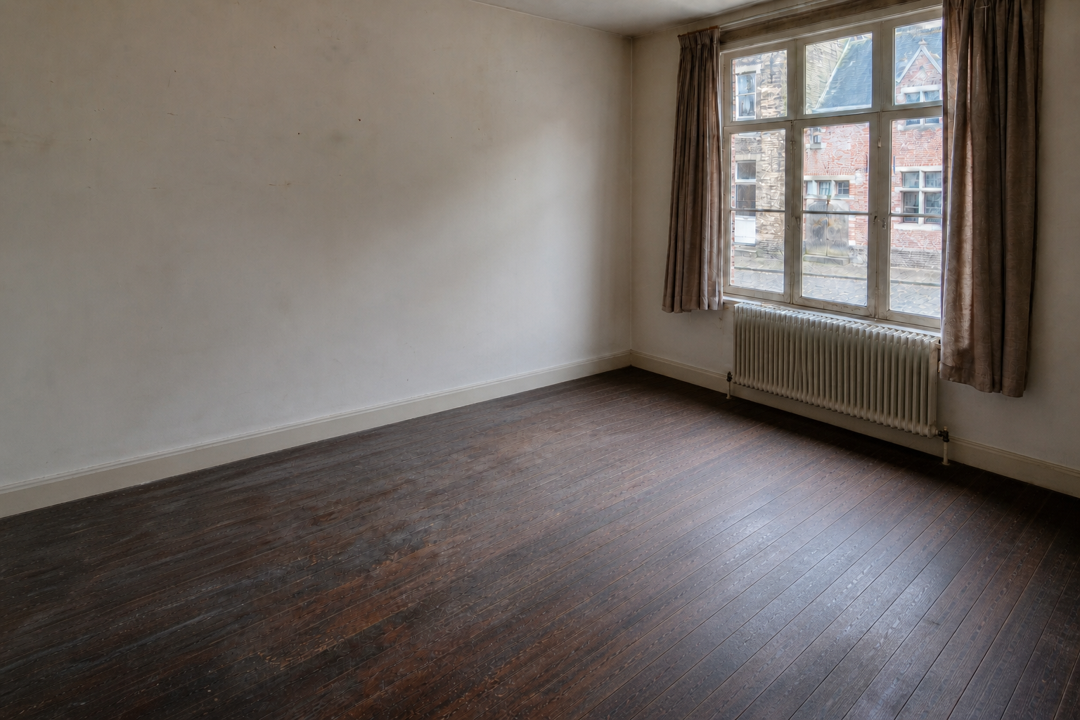 Vide maison de caractère à Damme : avant, en cours et après — après débarras