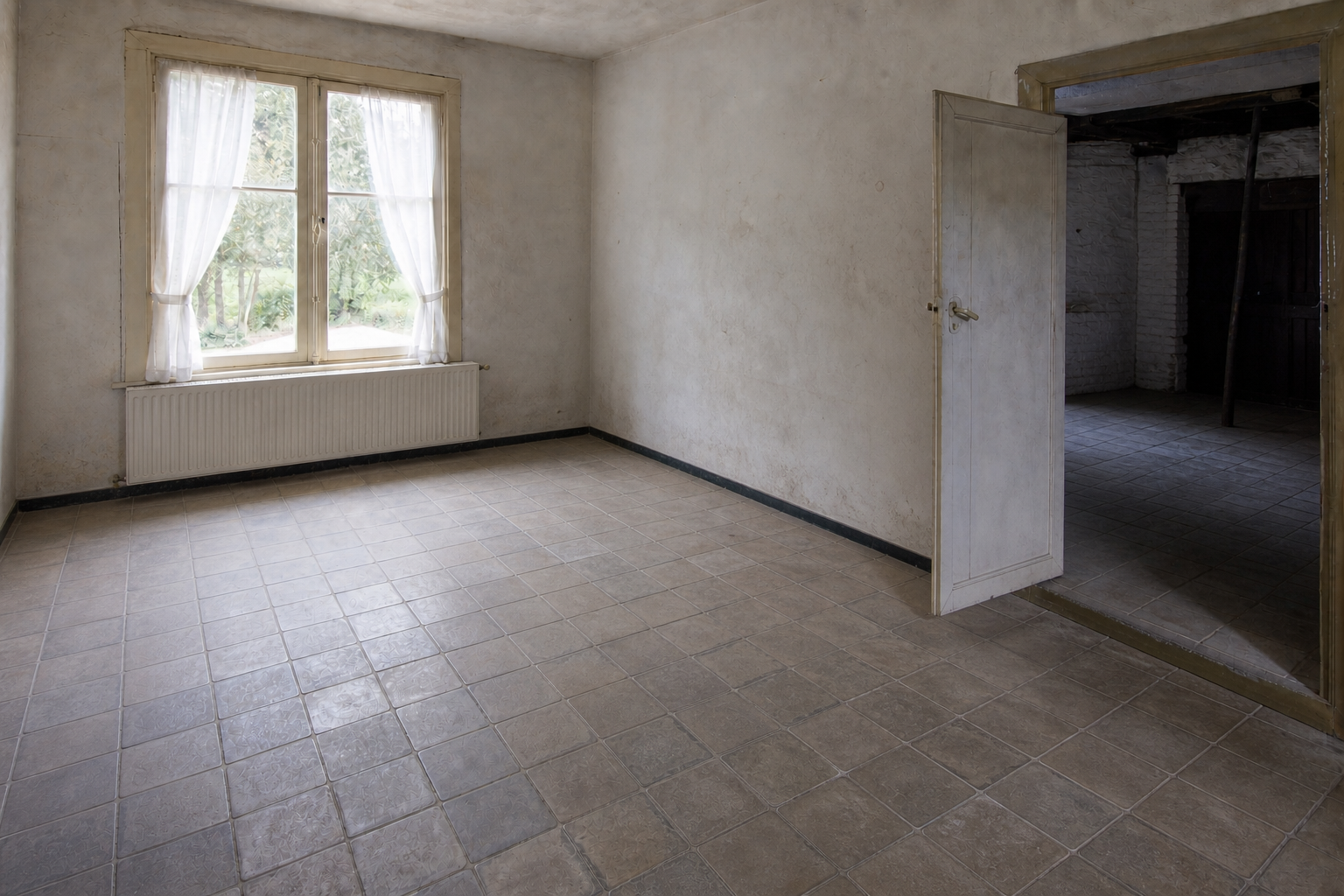 Vide maison villageoise avec grange à Houthulst : avant, en cours et après — après débarras