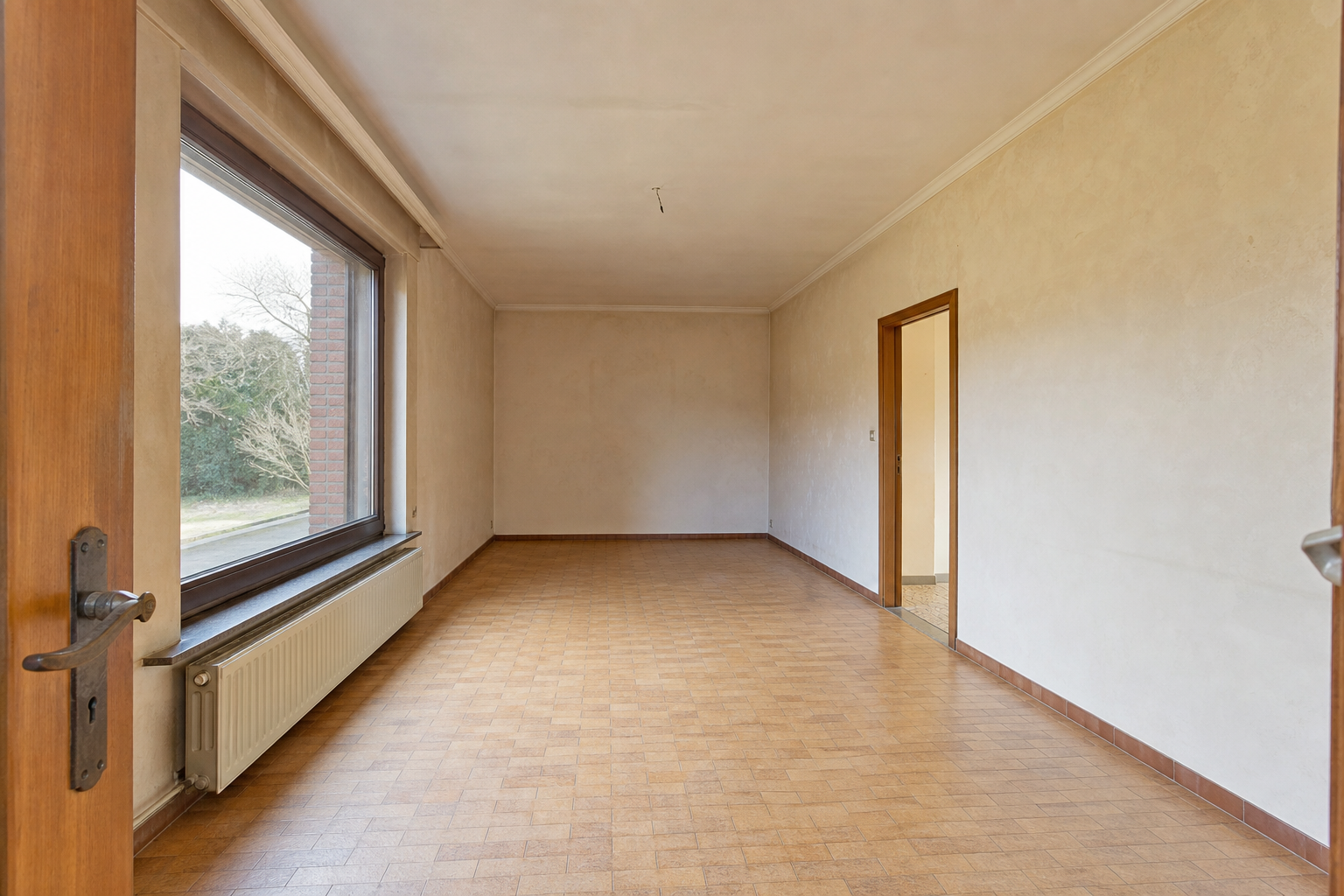 Vide villa à Jurbise : avant, en cours et après — après débarras