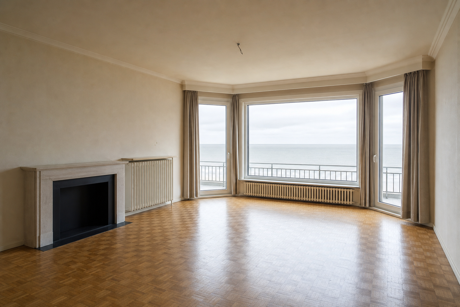 Vide résidence secondaire en front de mer à Knokke-Heist : avant, en cours et après — après débarras