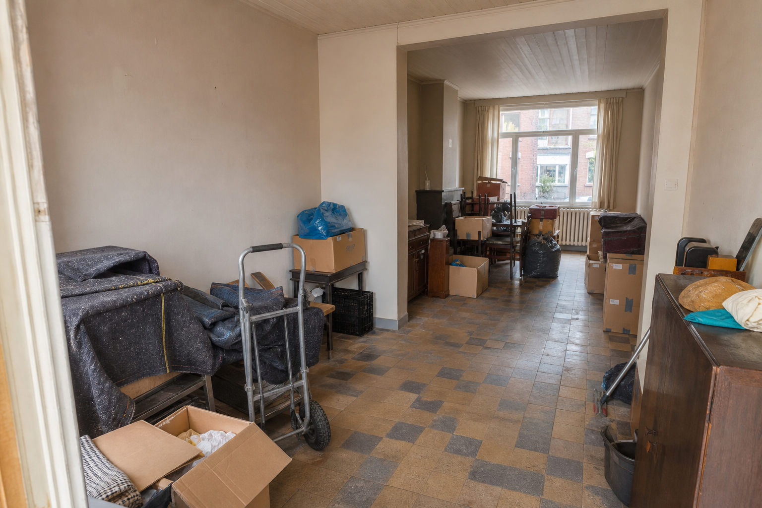 Vide maison mitoyenne à Kruibeke : avant, en cours et après — intervention en cours