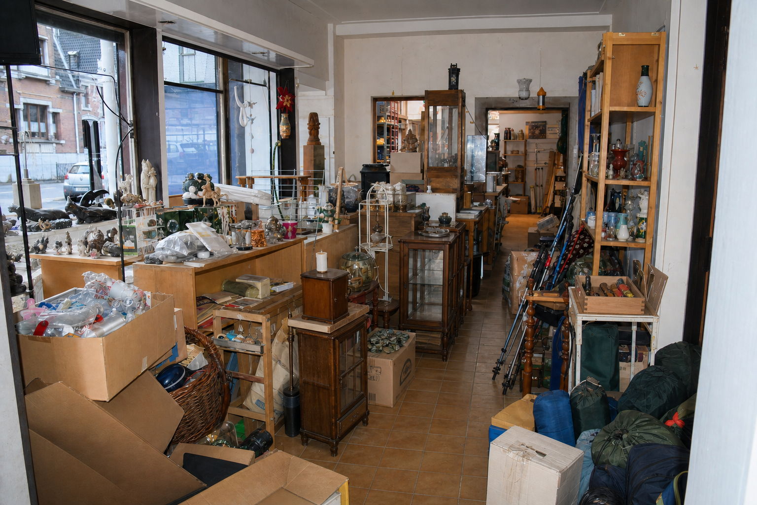 Vide commerce à La Roche-en-Ardenne : avant, en cours et après — avant débarras