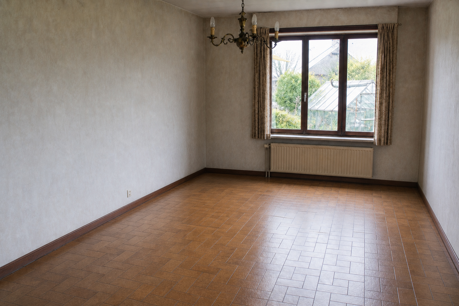 Vide villa à Lochristi : avant, en cours et après — après débarras