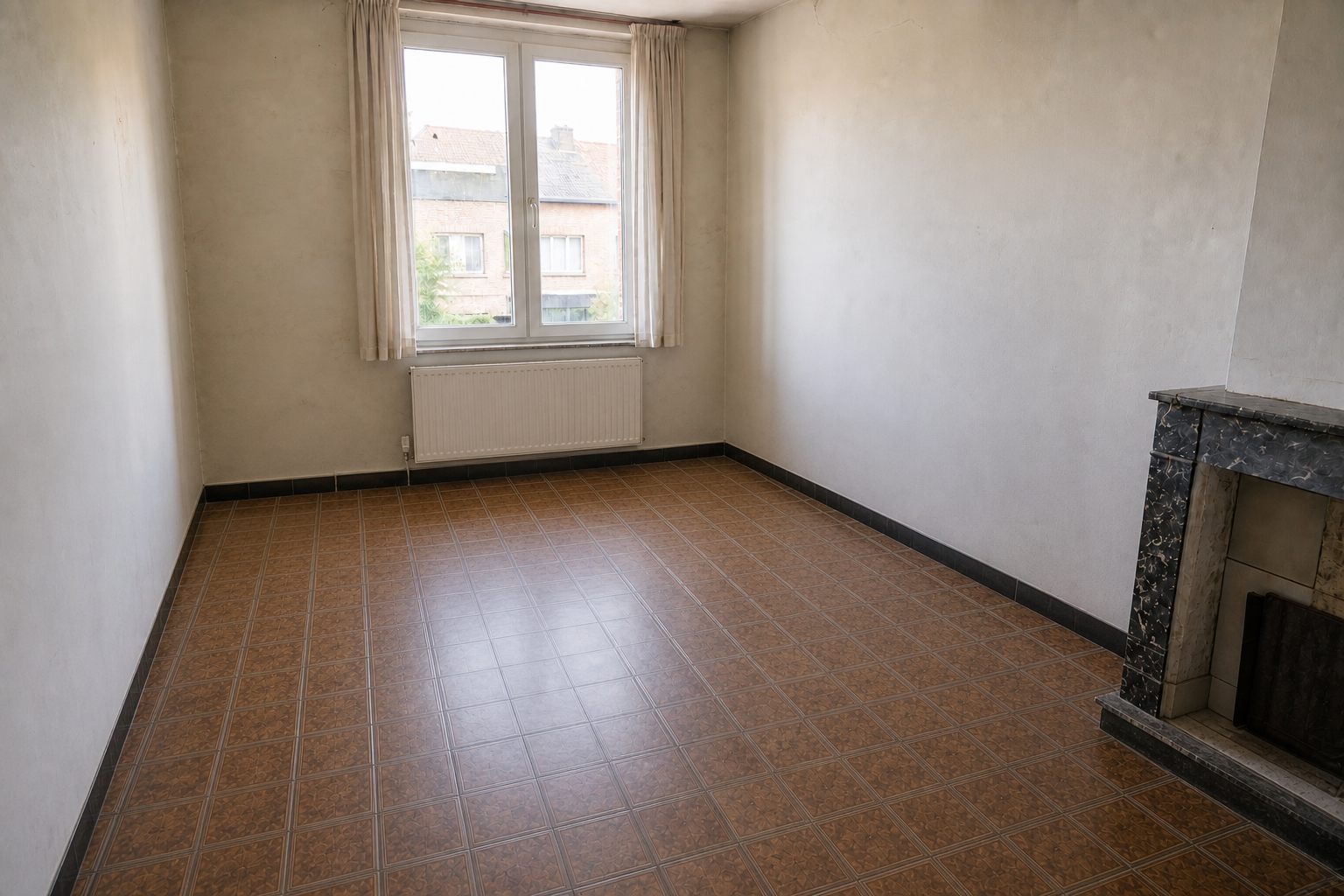 Vide maison de rangée à Lontzen : avant, en cours et après — après débarras