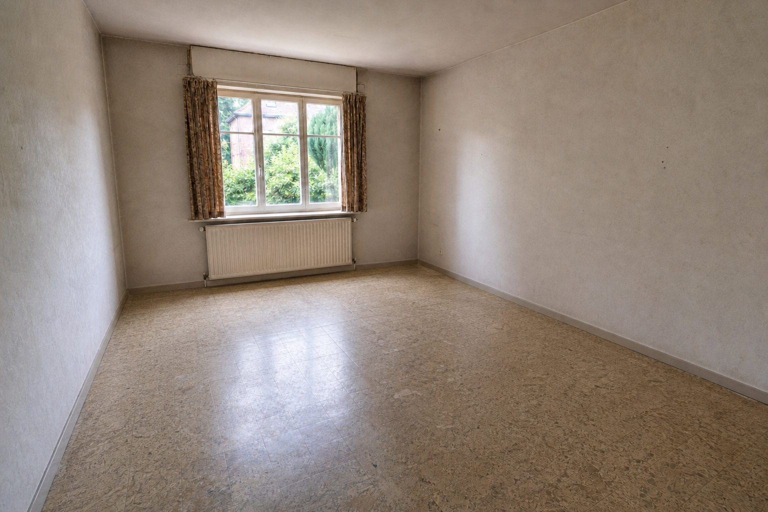Vide maison mitoyenne à Meerhout : avant, en cours et après — après débarras