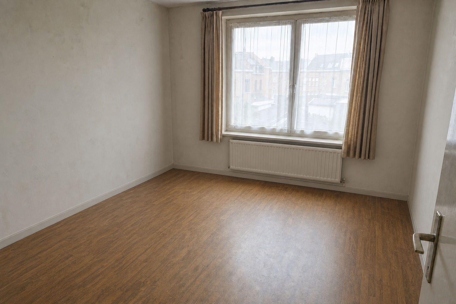 Vide appartement à Montigny-le-Tilleul : avant, en cours et après — après débarras
