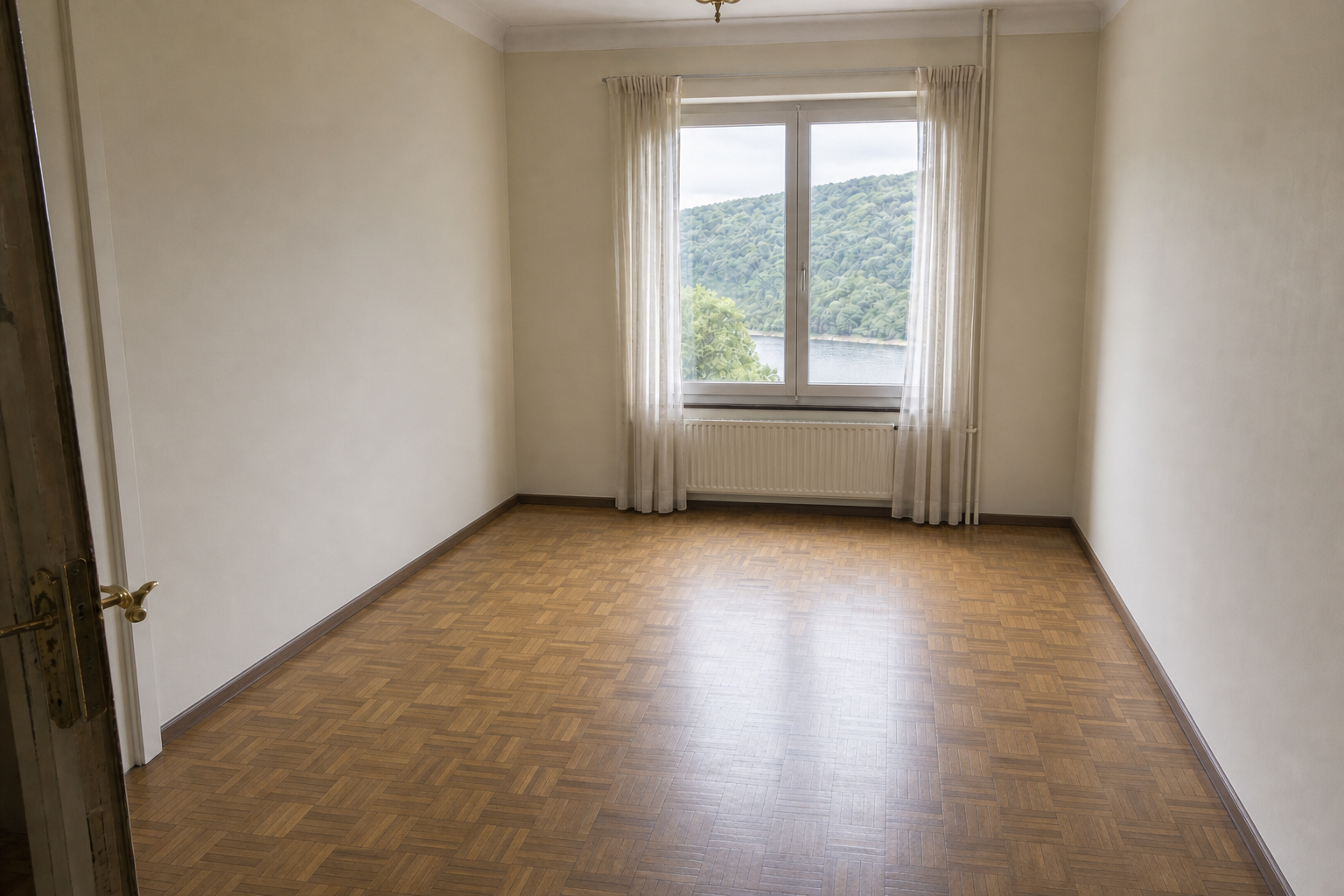Vide villa à Profondeville : avant, en cours et après — après débarras
