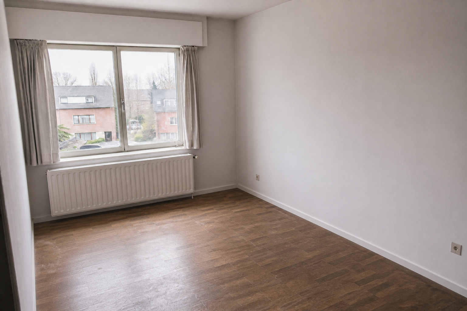 Vide appartement à Rumst : avant, en cours et après — après débarras