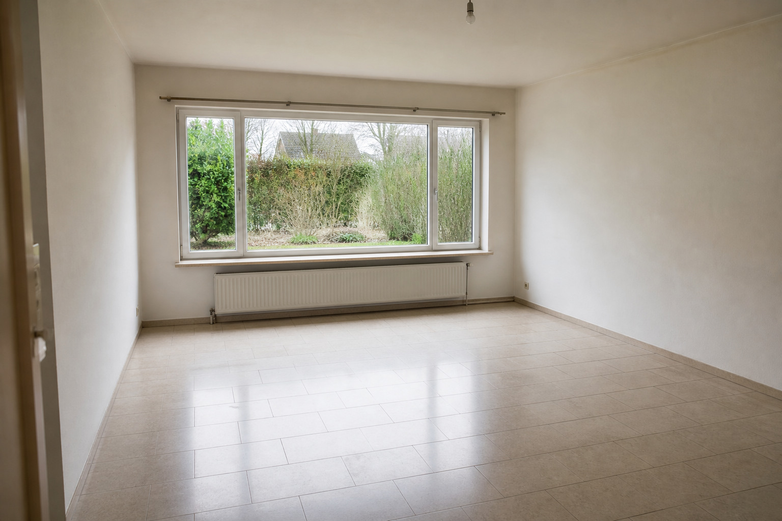 Vide bungalow de plain-pied à Tremelo : avant, en cours et après — après débarras