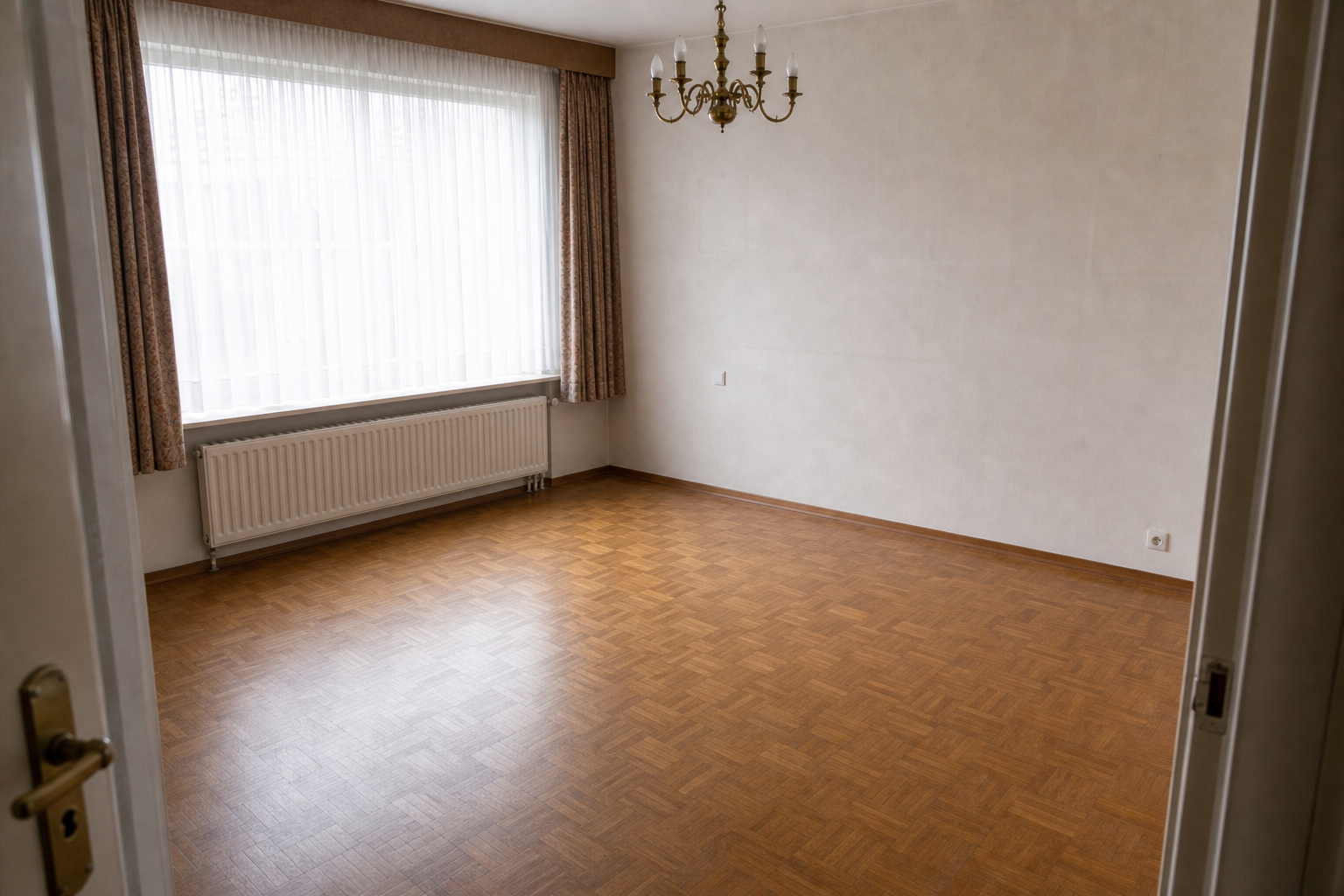 Débarras après départ en maison de repos à Zedelgem : avant, en cours et après — après débarras