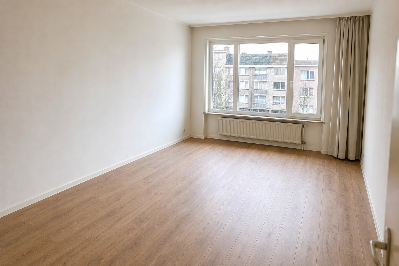 Vide appartement à Zwijndrecht : avant, en cours et après — après débarras
